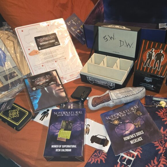 Culturefly Supernatural Gift Box - Picture 3 of 6